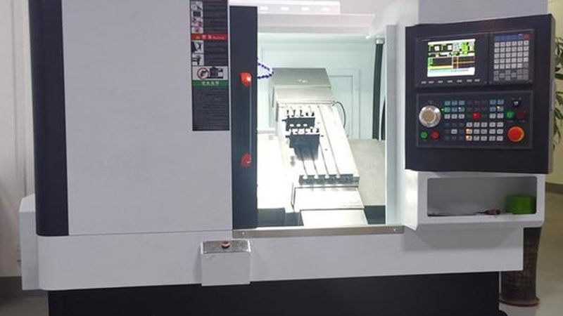 小型五轴数控机床：定制化制造的未来趋势
